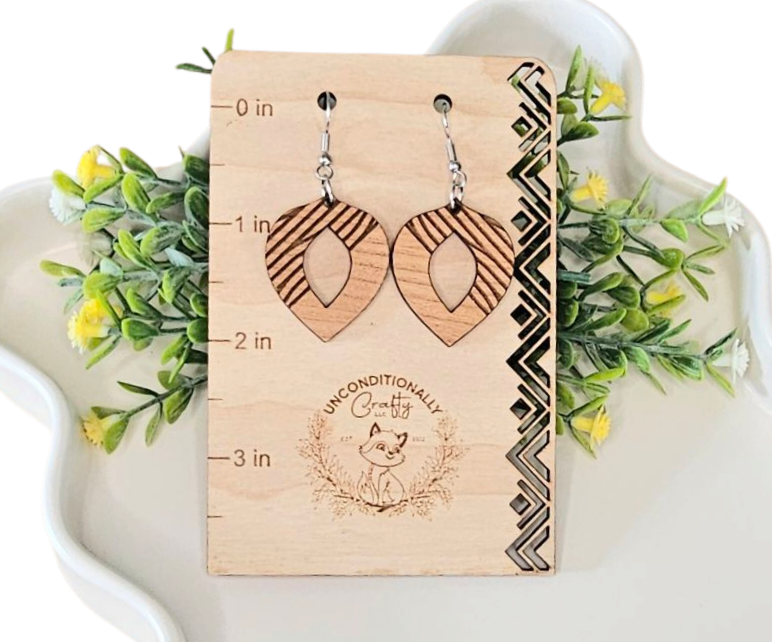 Elegant Side Stripe Earrings